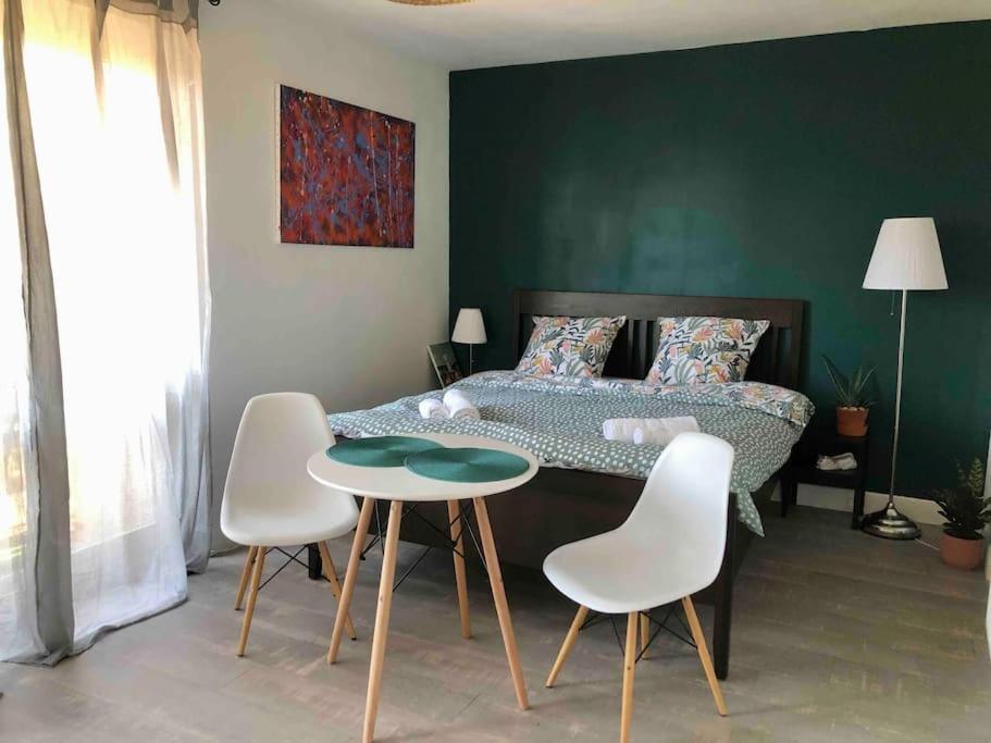Cozy Studio With Balcony And Free Parking エクス＝アン＝プロヴァンス エクステリア 写真